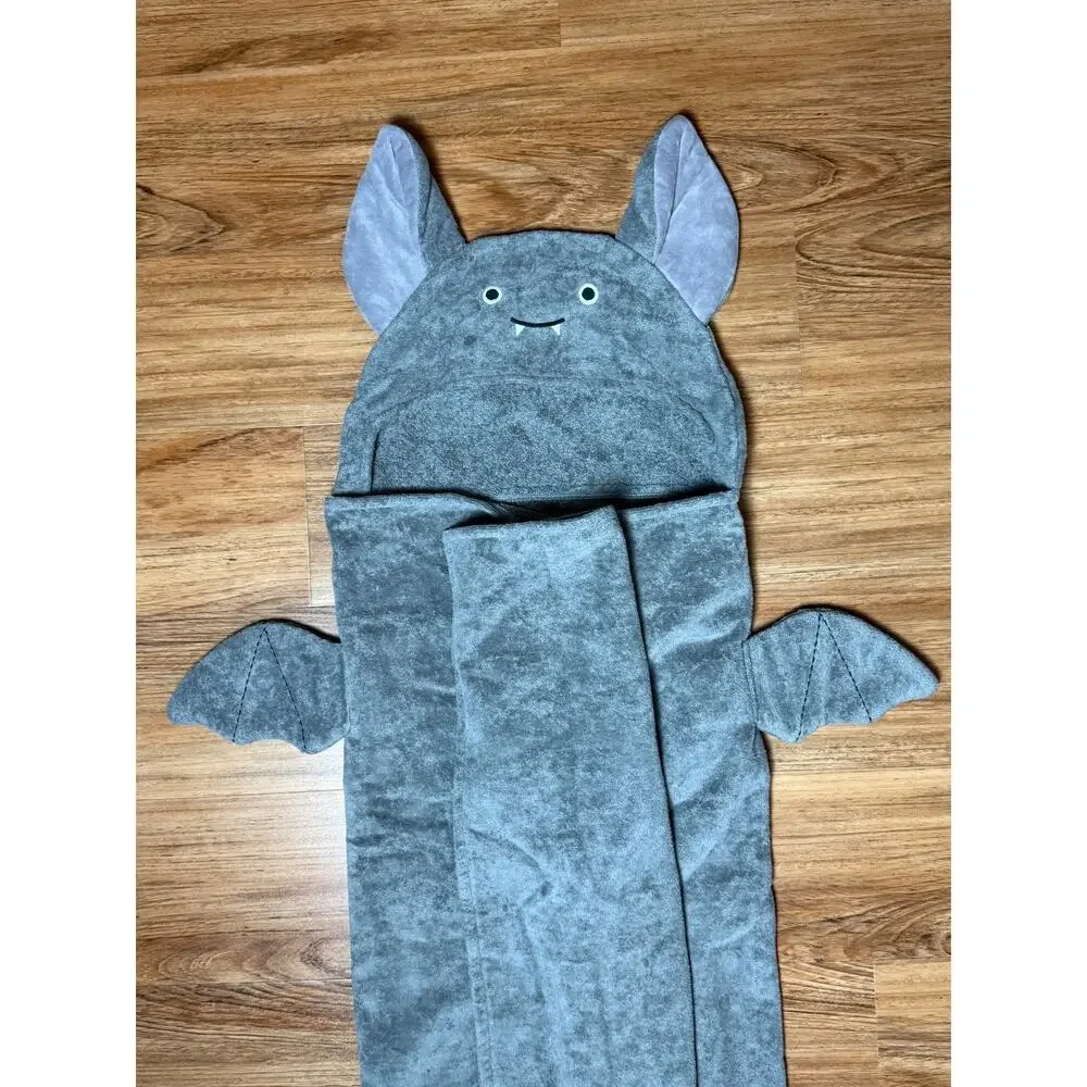 Pottery Barn Kids Bath Nursery BAT Critter Wap Photo Shoot -Sample Pull - NWOT